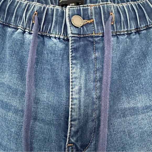 Universal Standard Comfort Denim Drawstring Jeans 2XS - Picture 4 of 10